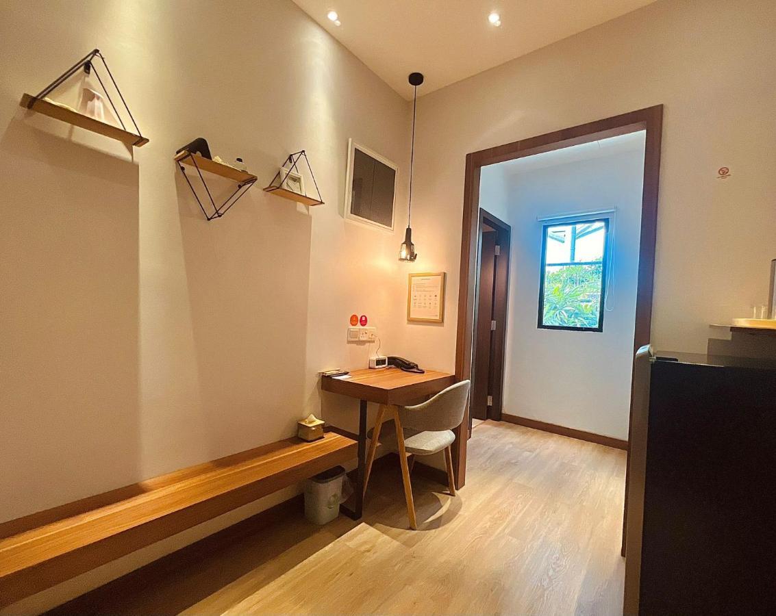 Oxy 2-06 At Shop House Meisterstadt Pollux Habibie Aparthotel *